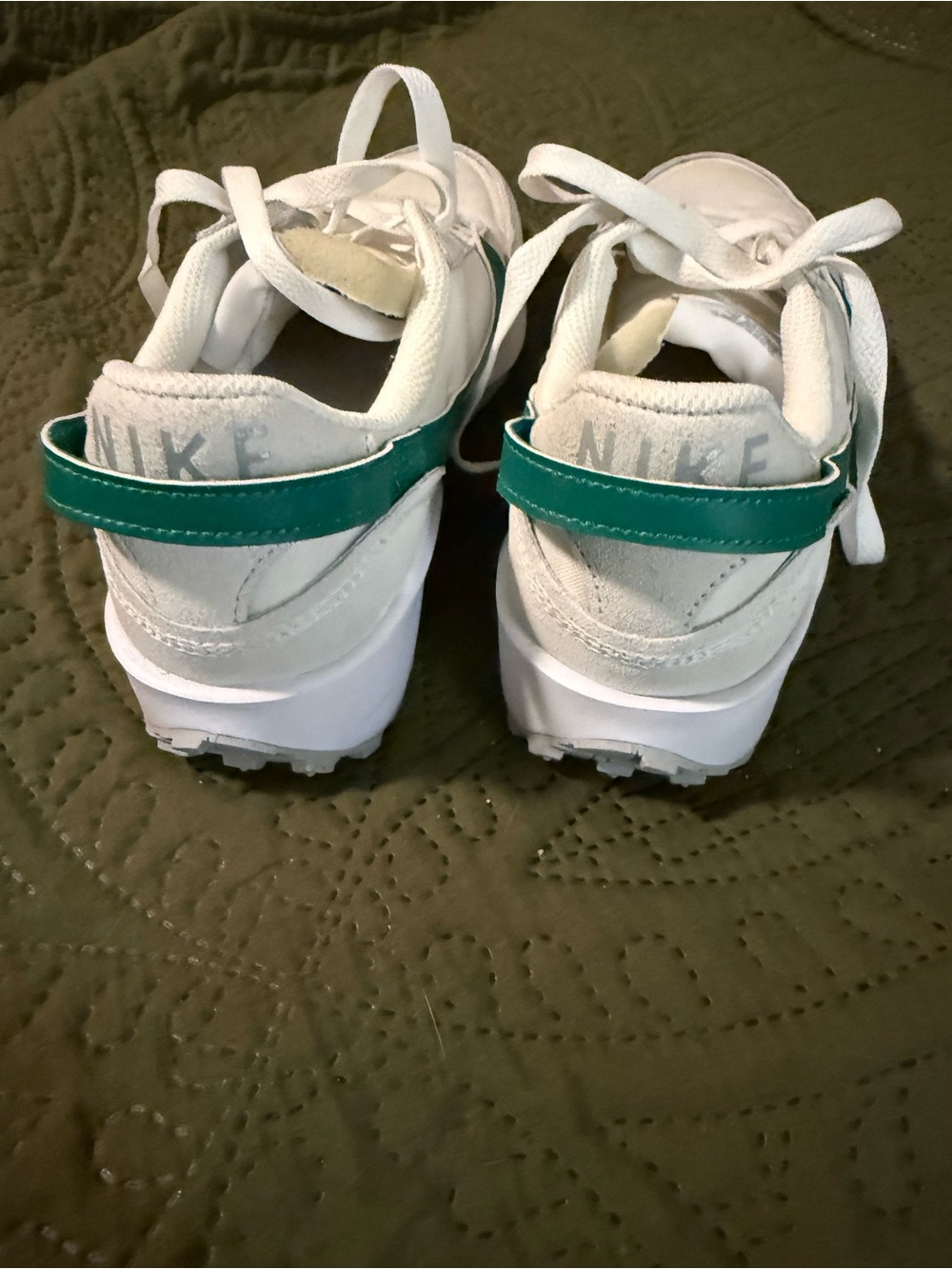 Nike Kids White Sneakers with Teal Strap